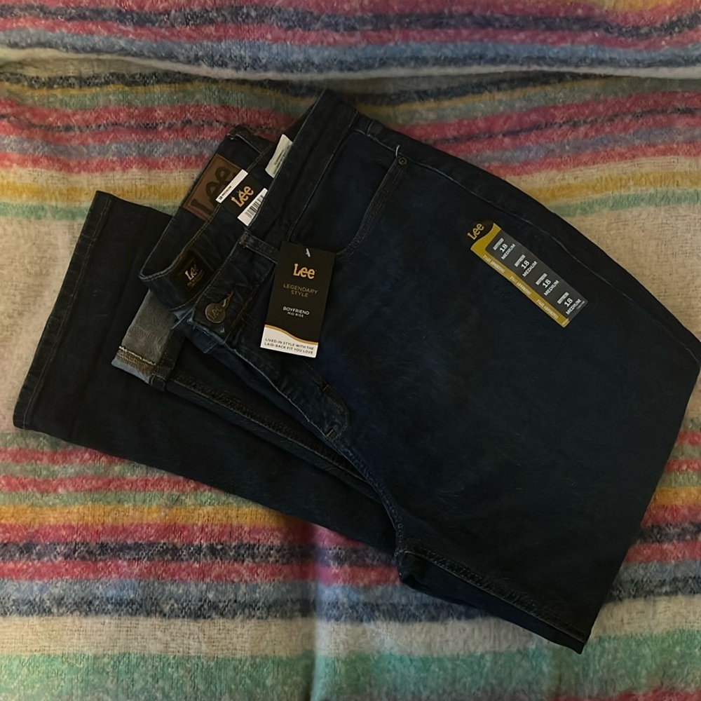 Lee dark jeans